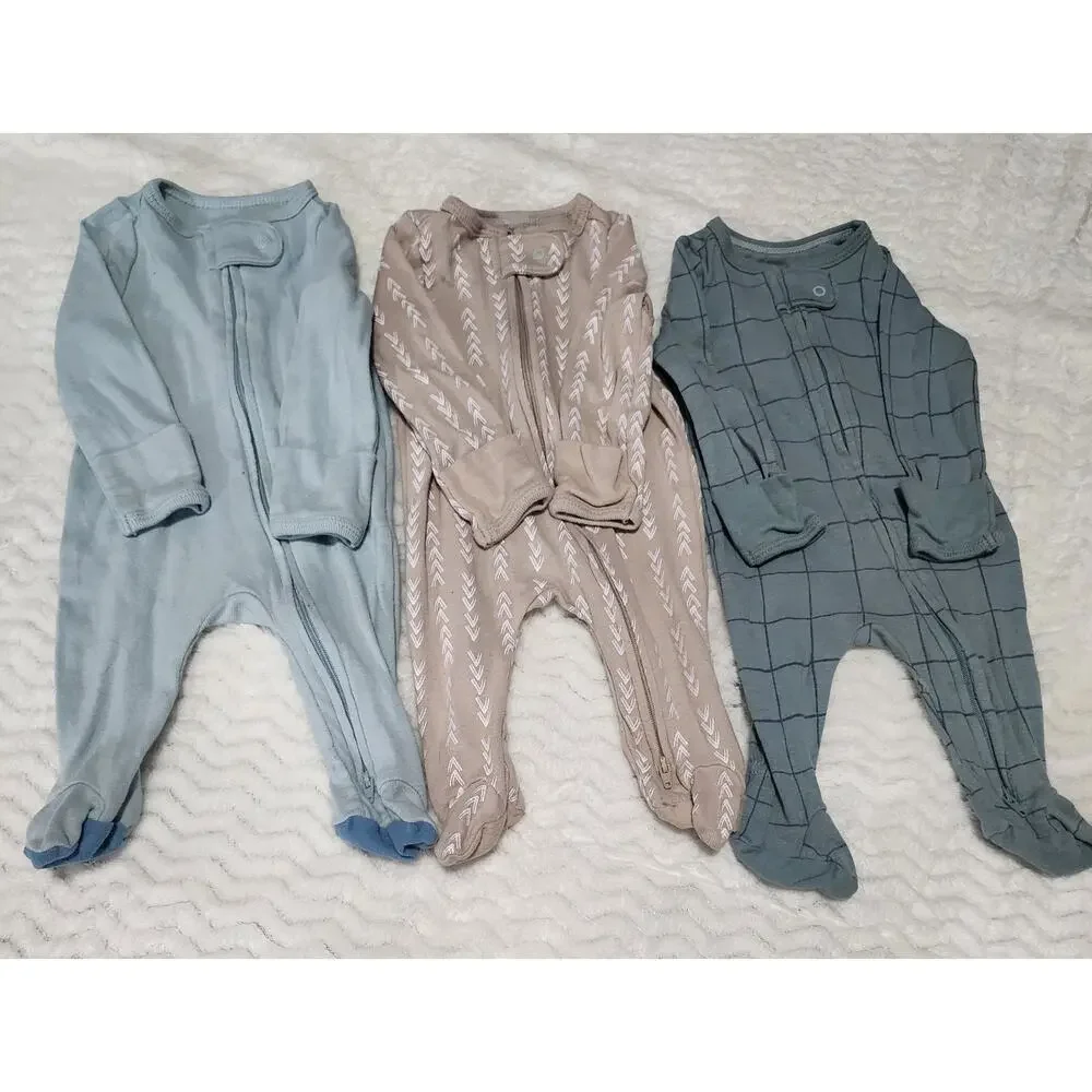 Lot Of 3 Newborn To Zero Month Two Way Zipper, Feet And Hand Coverups Sleeper